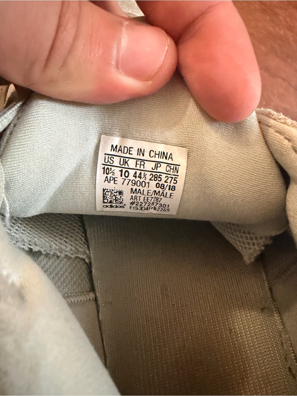 Size 10.5 - adidas Yeezy 500 Taupe Light Men’s Gray - Picture 9 of 9